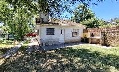 Casa en venta con amplio jardín