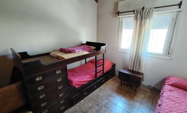 Casa en venta con amplio jardín