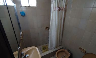 Casa en venta con amplio jardín