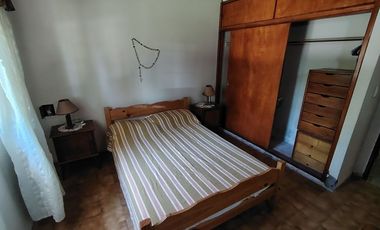Casa en venta con amplio jardín