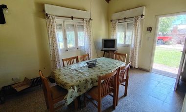 Casa en venta con amplio jardín