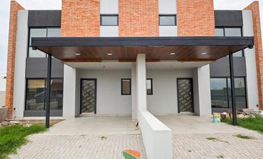 DUPLEX EN VENTA EN QUEBRADAS DE MANANTIALES 3 DORM