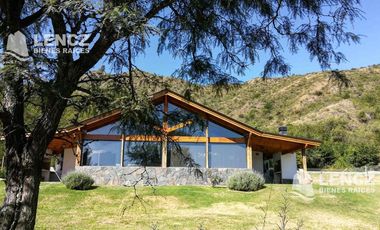 Alquiler Casa Permanente 3 ambientes, Cochera, Parrilla, Pileta y Gran Parque.Villa General Belgrano