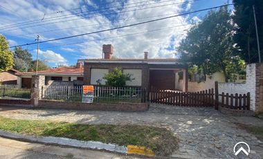Alquiler - Casa barrio Balneario,  Villa de Merlo.