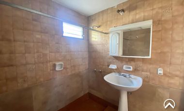 Alquiler - Casa barrio Balneario,  Villa de Merlo.