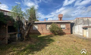 Alquiler - Casa barrio Balneario,  Villa de Merlo.