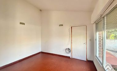 Alquiler - Casa barrio Balneario,  Villa de Merlo.