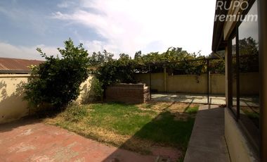 Casa en Venta en Chacabuco con Papudo