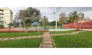 Apartamento de 87 M2 en 370 mill en La Mesa Cund, COL linda vista.