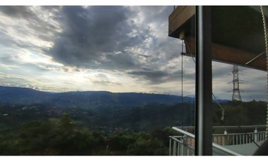 Apartamento de 87 M2 en 370 mill en La Mesa Cund, COL linda vista.