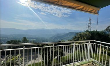 Apartamento de 87 M2 en 370 mill en La Mesa Cund, COL linda vista.