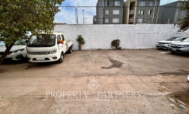 Arriendo amplio terreno de 3.750 mt2 en Av lo Espejo