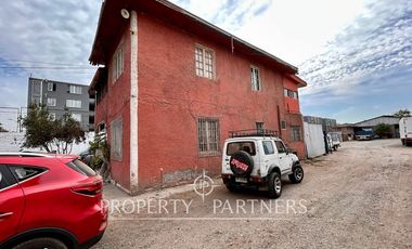 Arriendo amplio terreno de 3.750 mt2 en Av lo Espejo