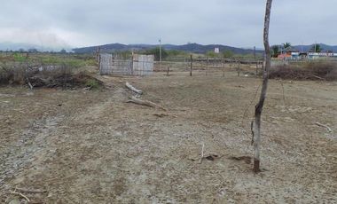 Venta de Terreno Urbano en Bahía de Caráquez CHARAPOTO