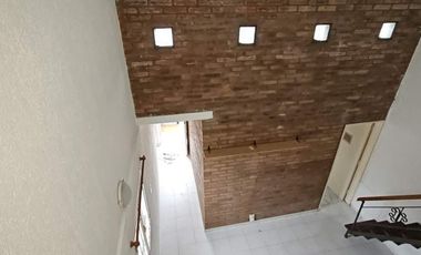 CASA EN ALQUILER - 1 dormitorio - Calle Sarmiento 2750, Río Cuarto