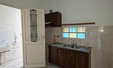 CASA EN ALQUILER - 1 dormitorio - Calle Sarmiento 2750, Río Cuarto