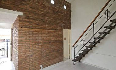 CASA EN ALQUILER - 1 dormitorio - Calle Sarmiento 2750, Río Cuarto