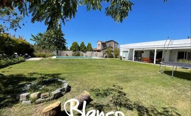 Casa en Alquiler en San Francisco, Villanueva, Tigre, G.B.A. Zona Norte, Argentina