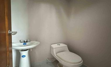 CASA COMERCIAL EN ARRIENDO EN LA AV SANTANDER/MANIZALES