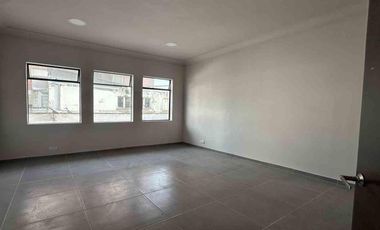 CASA COMERCIAL EN ARRIENDO EN LA AV SANTANDER/MANIZALES