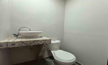 CASA COMERCIAL EN ARRIENDO EN LA AV SANTANDER/MANIZALES