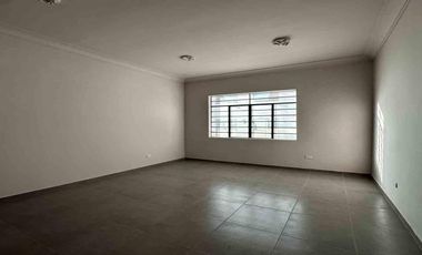 CASA COMERCIAL EN ARRIENDO EN LA AV SANTANDER/MANIZALES