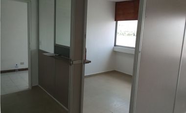 OFICINA EN ARRIENDO SANTA LUCIA. CARTAGENA