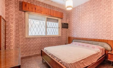 Venta Casa 3 ambientes San Justo - garage patio y terraza