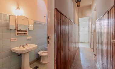 Venta Casa 3 ambientes San Justo - garage patio y terraza