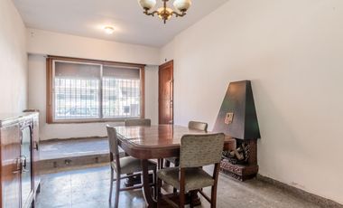 Venta Casa 3 ambientes San Justo - garage patio y terraza