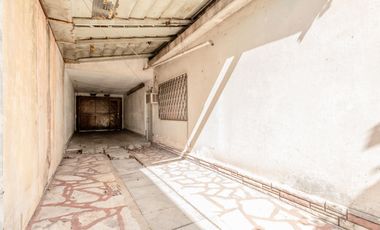 Venta Casa 3 ambientes San Justo - garage patio y terraza