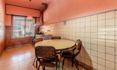 Venta Casa 3 ambientes San Justo - garage patio y terraza