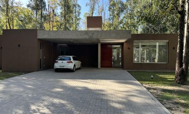 Venta casa 3 dormitorios barrio cerrado puerto paraíso general lagos