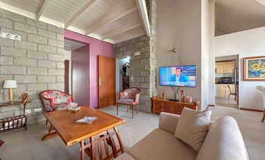Departamento en venta en Lanús Oeste 4 ambientes con cochera tipo duplex