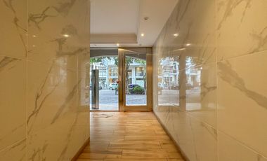 Departamento en venta en Lanús Oeste 4 ambientes con cochera tipo duplex