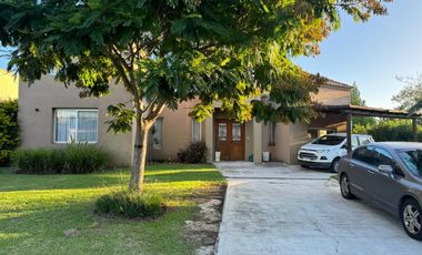 APTO CREDITO - Casa en  venta Barrio Santa Teresa - Villanueva