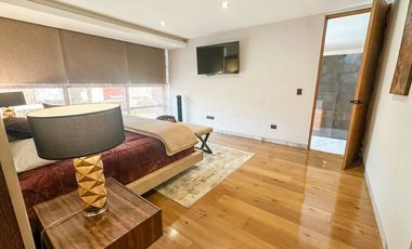 Venta de Exclusiva Residencia amueblada en Residencial San Ángel