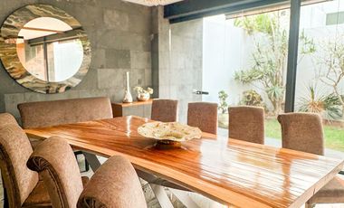 Venta de Exclusiva Residencia amueblada en Residencial San Ángel