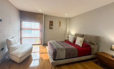 Venta de Exclusiva Residencia amueblada en Residencial San Ángel