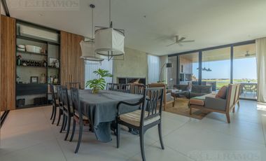 Casa en  venta al lago en Virazon de 4 dormitorios en suite