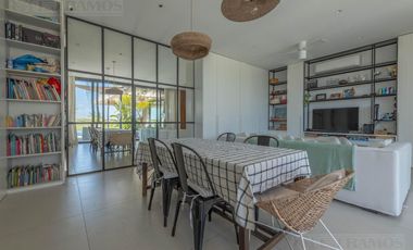 Casa en  venta al lago en Virazon de 4 dormitorios en suite