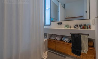Casa en  venta al lago en Virazon de 4 dormitorios en suite