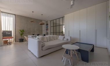 Casa en  venta al lago en Virazon de 4 dormitorios en suite
