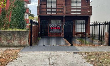 Excelente Triplex en zona plaza Don Bosco!!