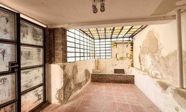 PH en venta - 2 Dormitorios 2 Baños - Cochera - Tolosa