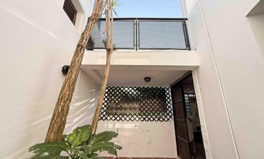 PH en venta - 2 Dormitorios 2 Baños - Cochera - Tolosa