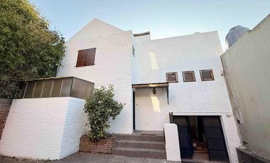 PH en venta - 2 Dormitorios 2 Baños - Cochera - Tolosa