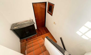 PH en venta - 2 Dormitorios 2 Baños - Cochera - Tolosa