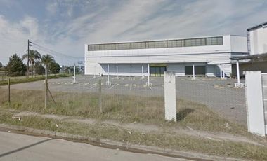 1.600 m2 Depósito en ALQUILER