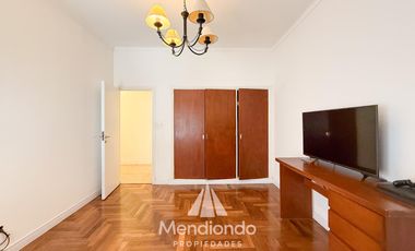 Casa en PH 4 ambientes c/ cochera RECICLADO en Zona Centro